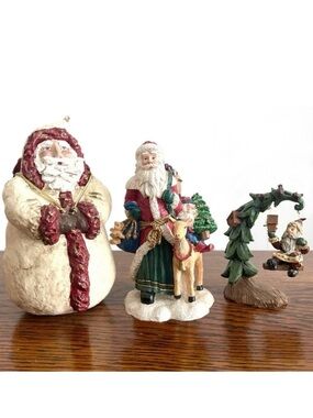 Santa figurines set Christmas Holiday